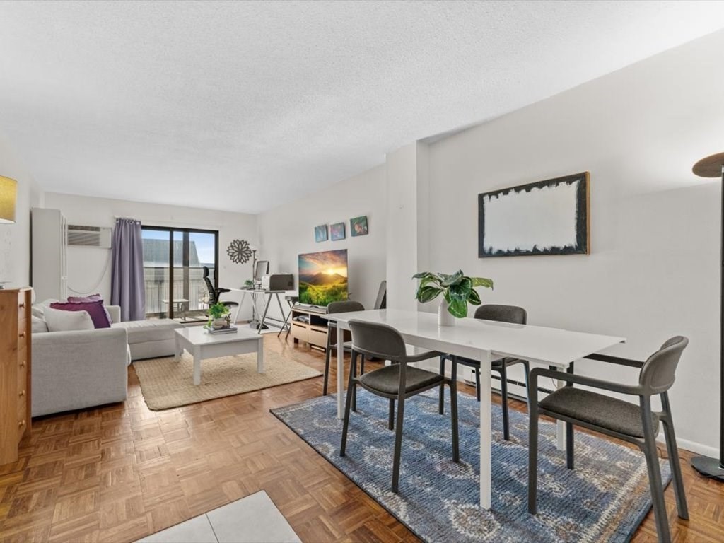 2353 Massachusetts Ave Unit 44, Cambridge, MA 02140