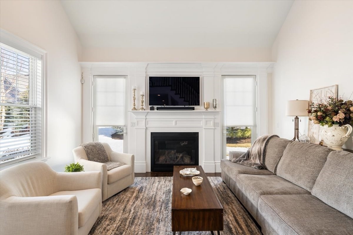 10 Tanglewood Dr Unit 10, Framingham, MA 01701 - Image 13