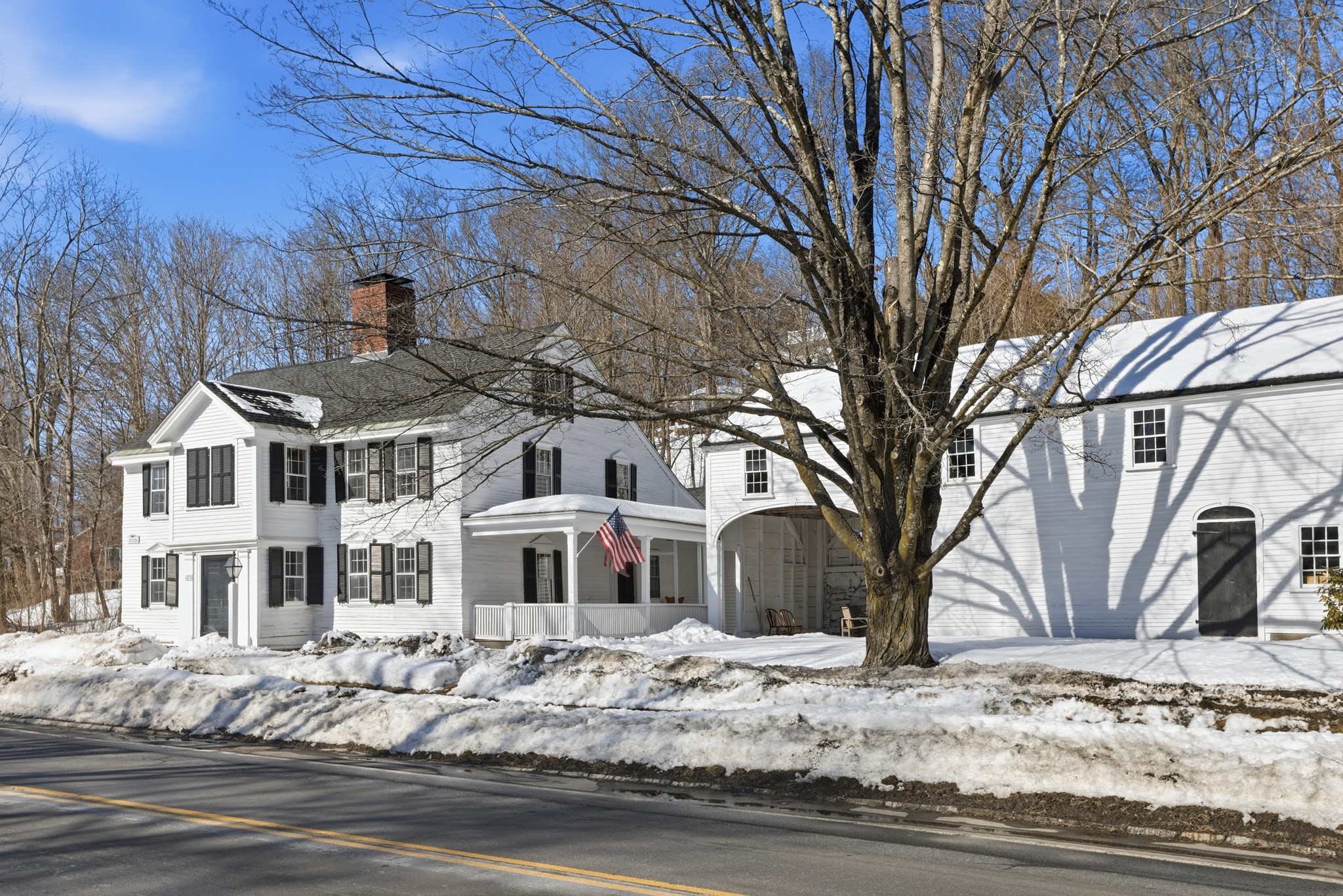 105 Lexington Rd, Concord, MA 01742
