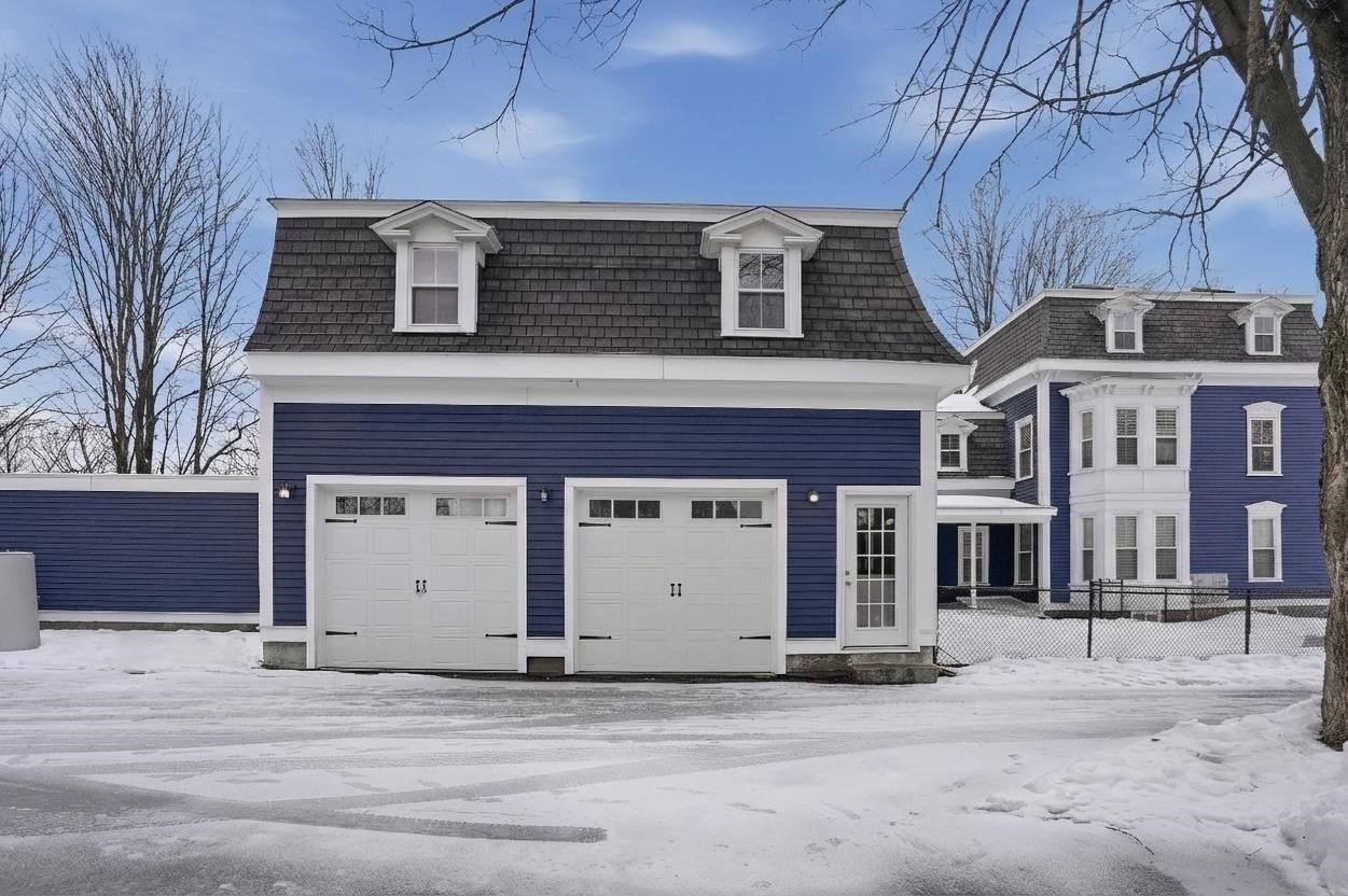 11 Taylor Street, Littleton, MA 01460