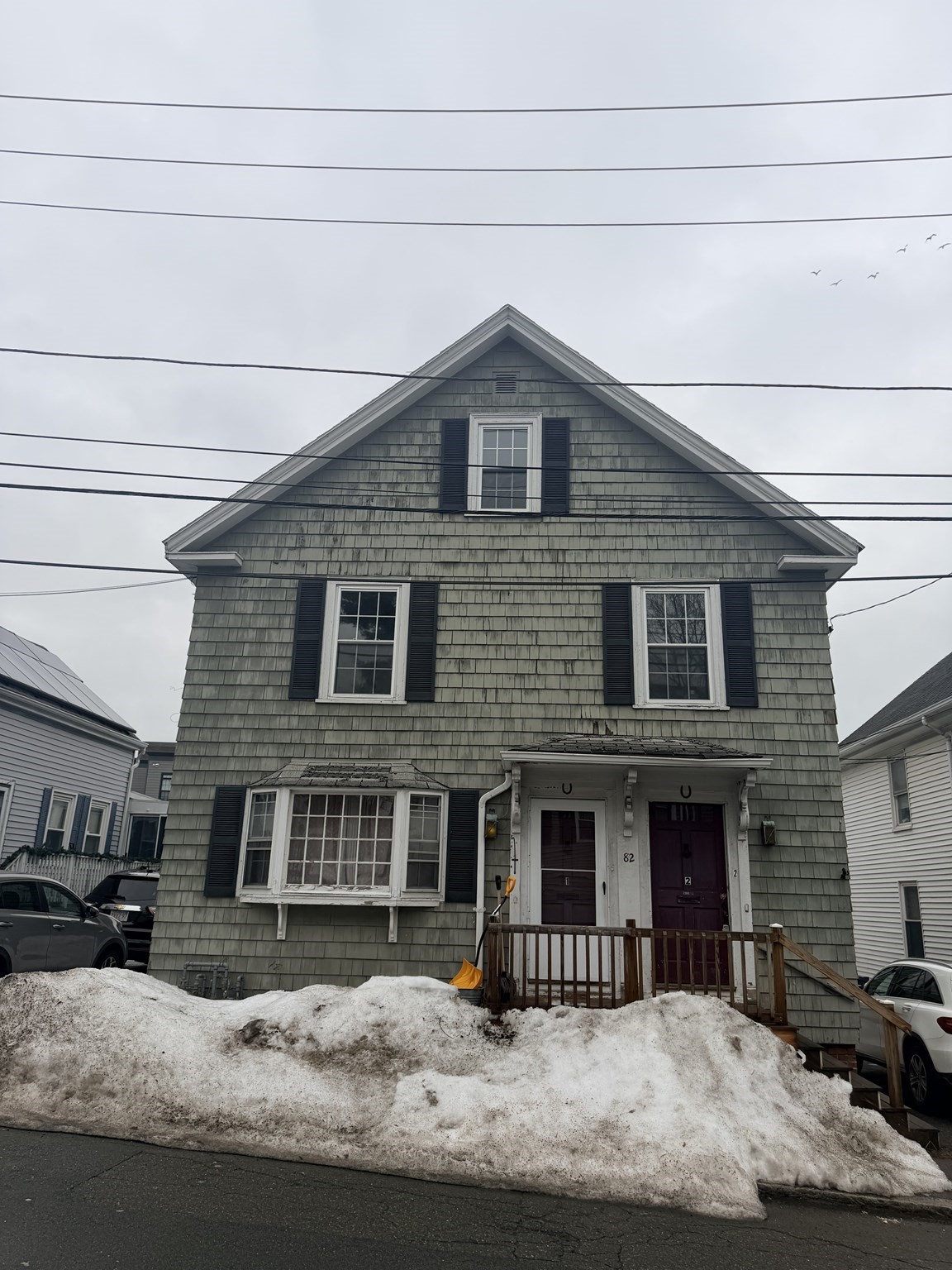 82 Flint St, Salem, MA 01970