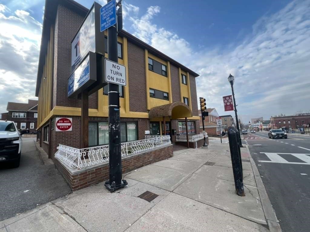 571 Broadway, Everett, MA 02149