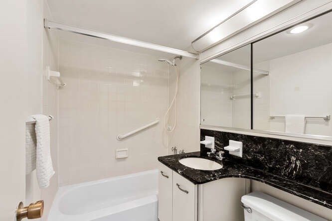 2 Hawthorne Pl Unit 8C, West End, Boston, MA 02114 - Image 15