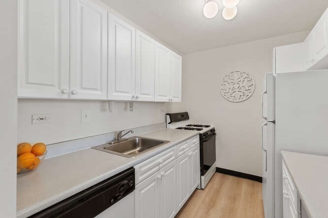 2 Hawthorne Pl Unit 8C, West End, Boston, MA 02114 - Image 7
