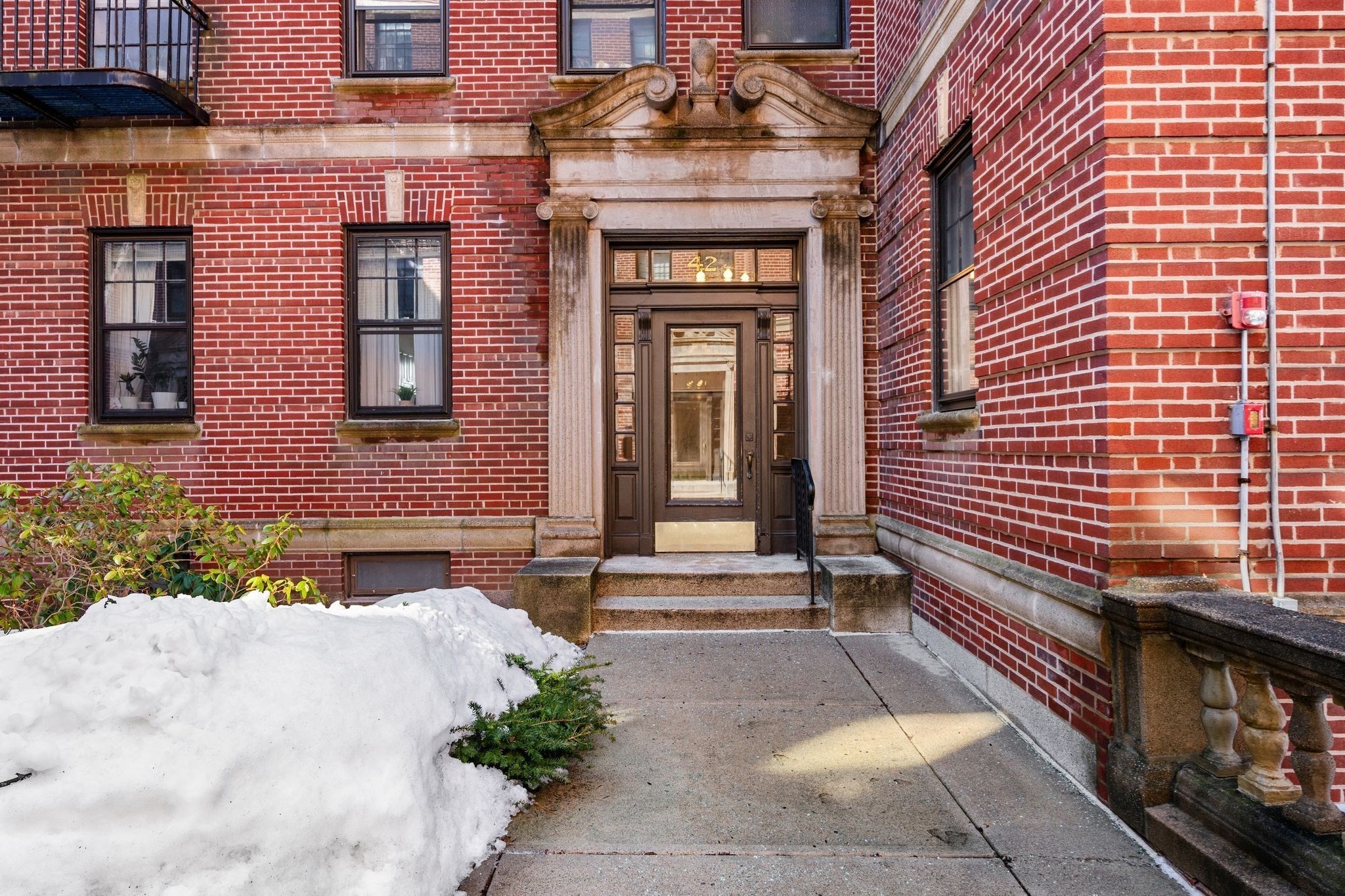 42 Linnaean St Unit 15, Cambridge, MA 02138 - Image 23