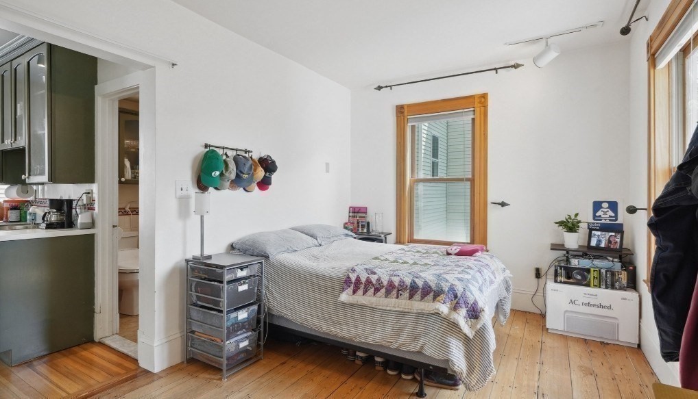 46 Hunting Street, Somerville, MA 02143 - Image 4