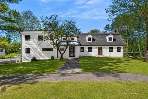 1 Maureen Rd