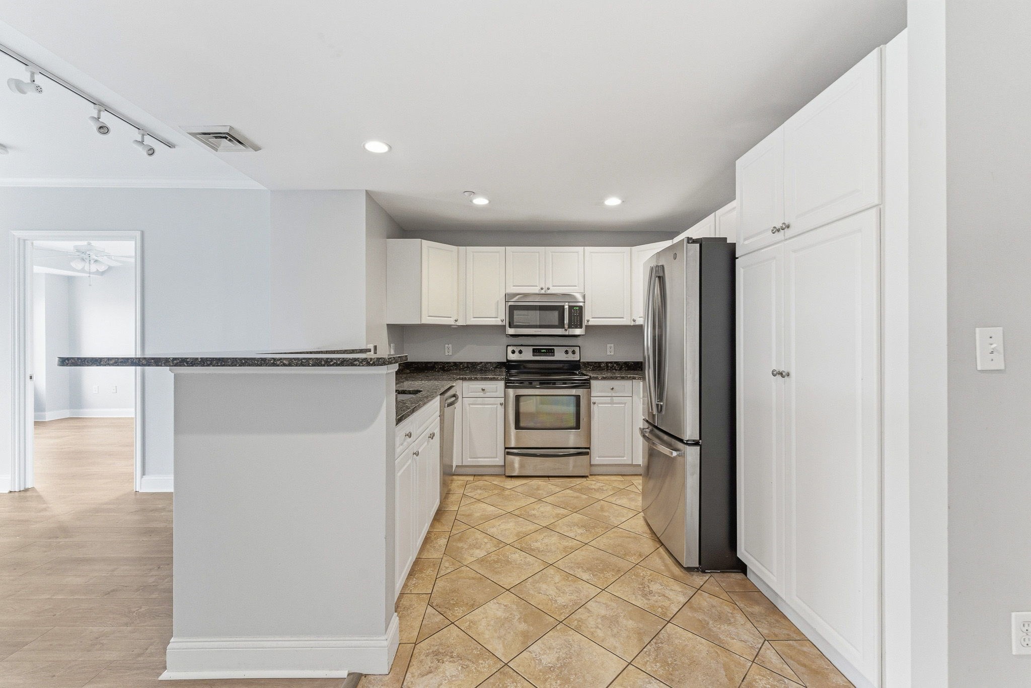 10 Seaport Dr Unit 2311, Quincy, MA 02171 - Image 8
