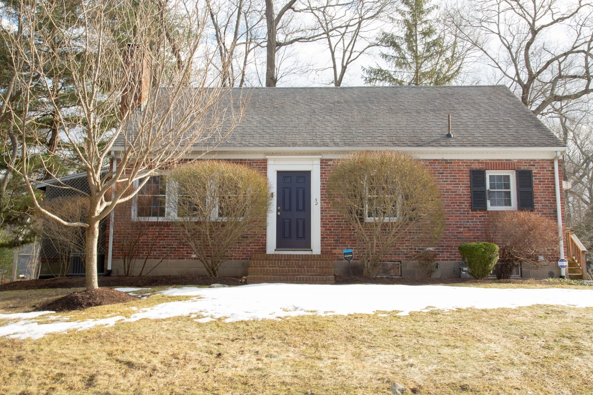 32 Cole Ter, Randolph, MA 02368