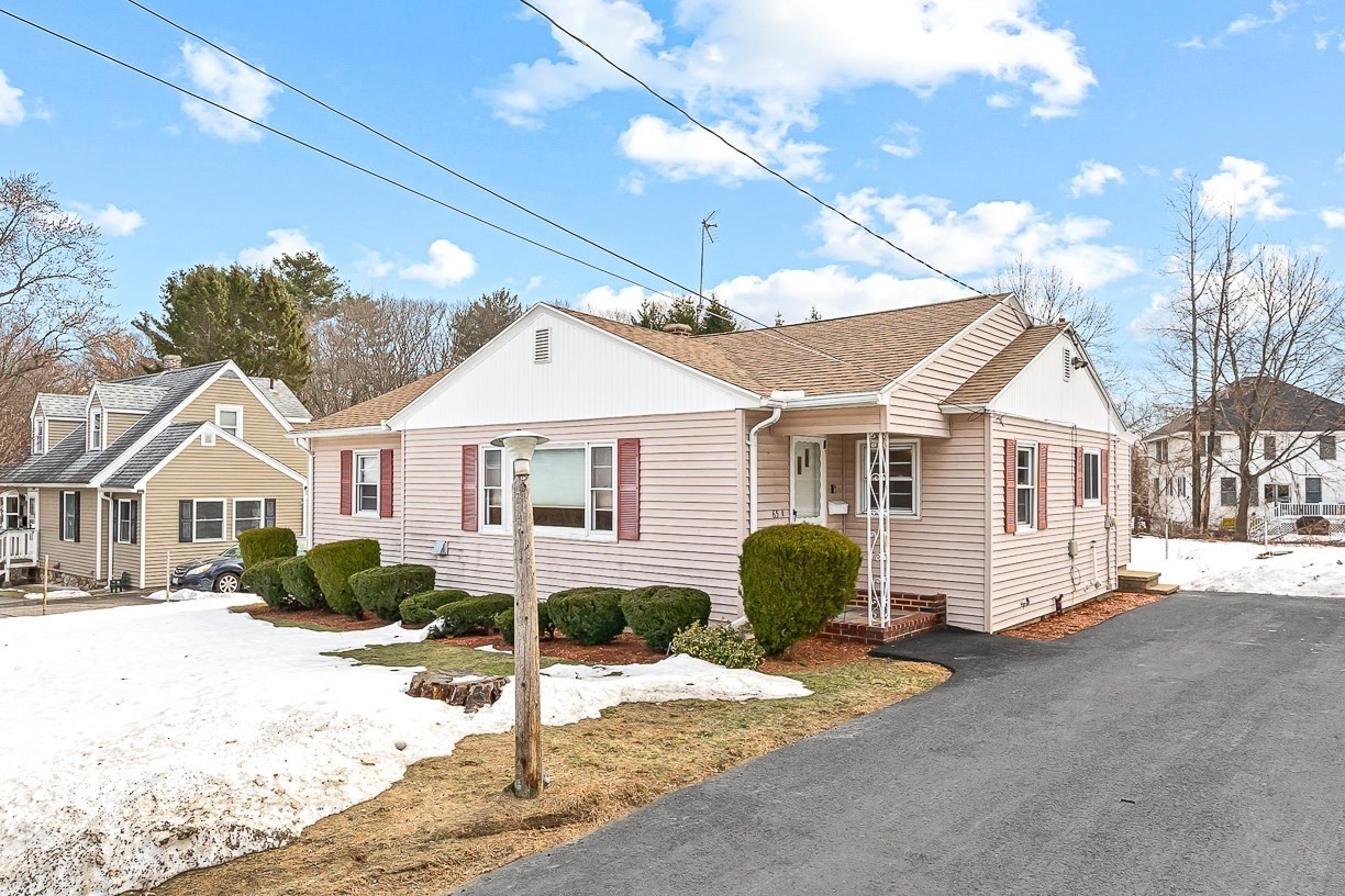 65 Arthur St., Methuen, MA 01844