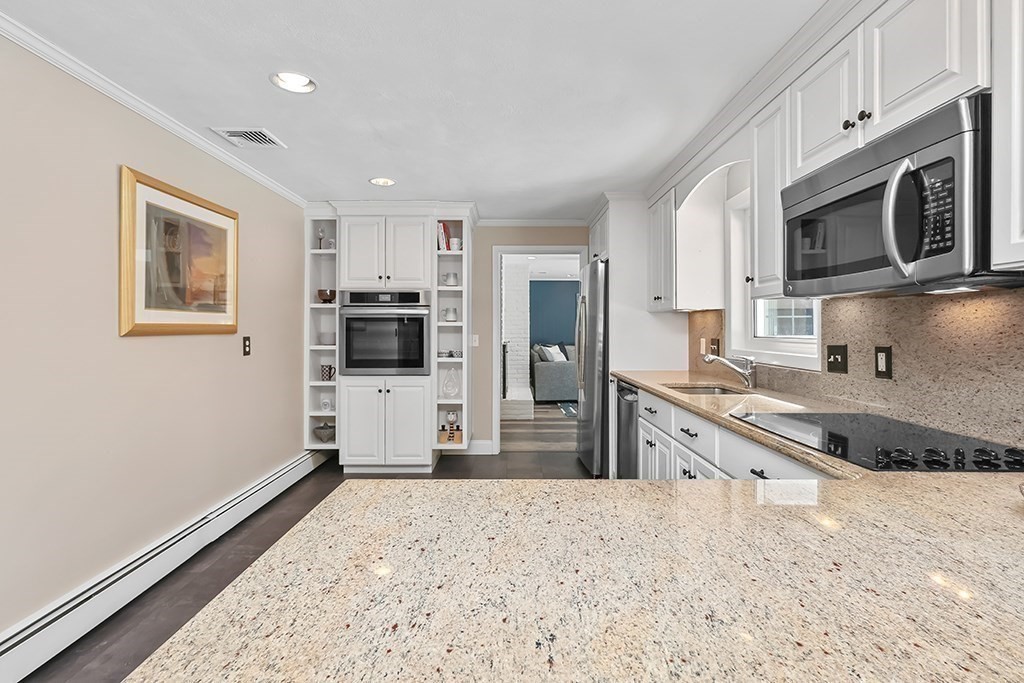 16 Bayberry Ln, Framingham, MA 01701 - Image 5