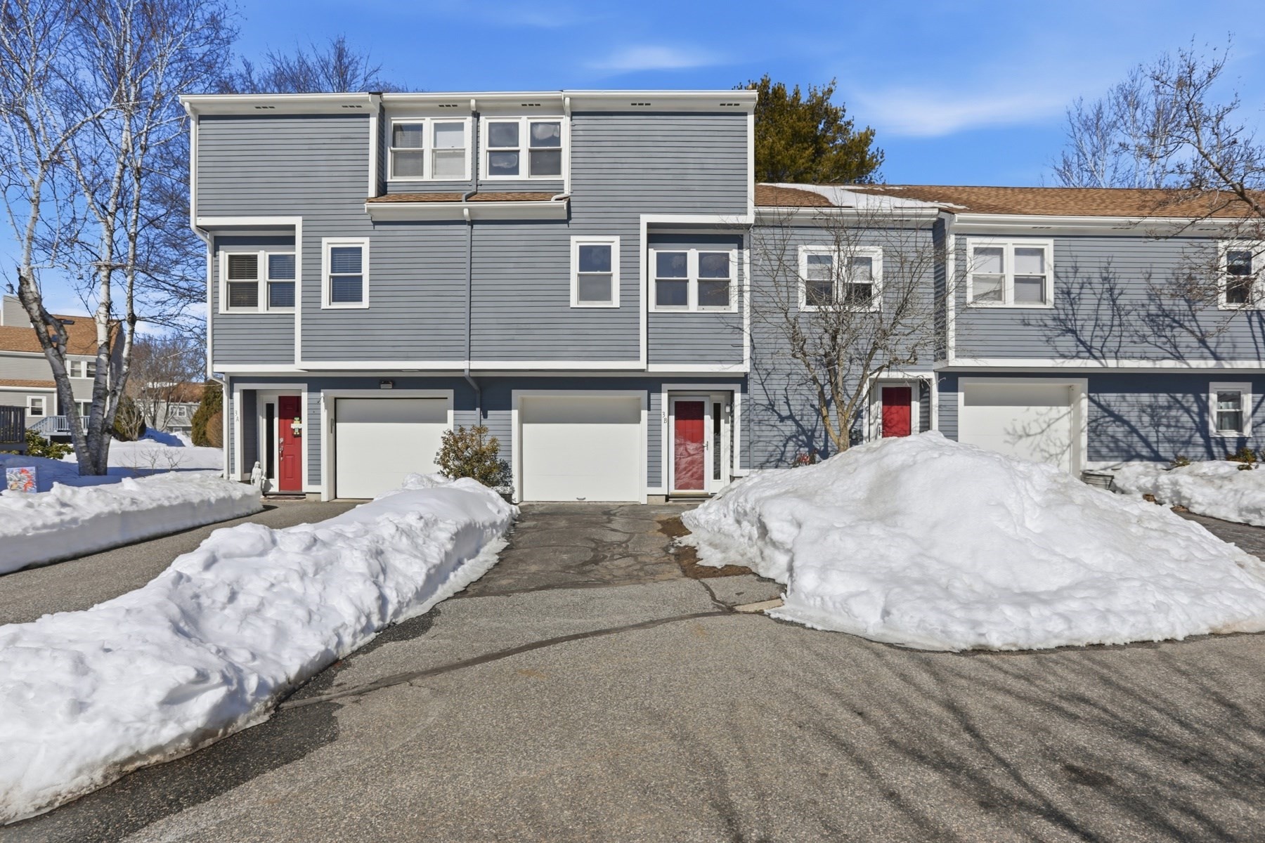 3 Stillwell Dr Unit 10B, Salem, MA 01970