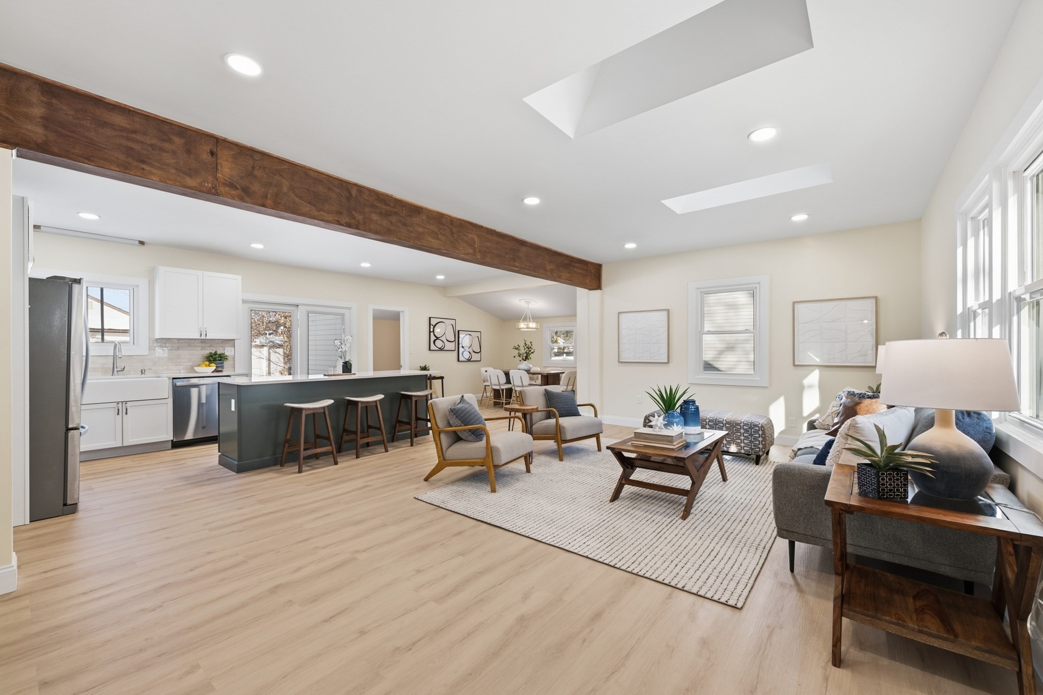 9 Pinegrove, Billerica, MA 01821