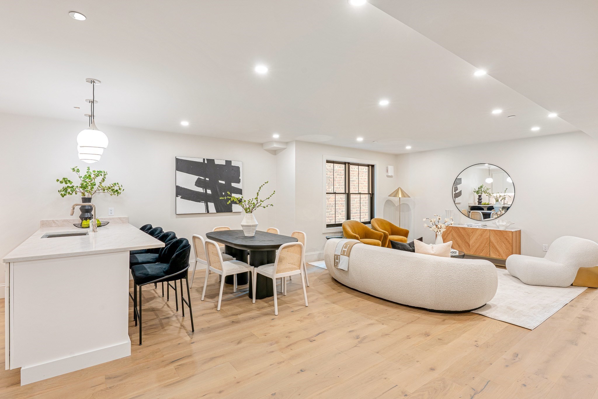 421 Saratoga Unit 201, East Boston, Boston, MA 02128