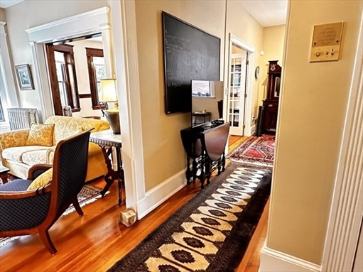 24 Beaufort Rd, Apt 3