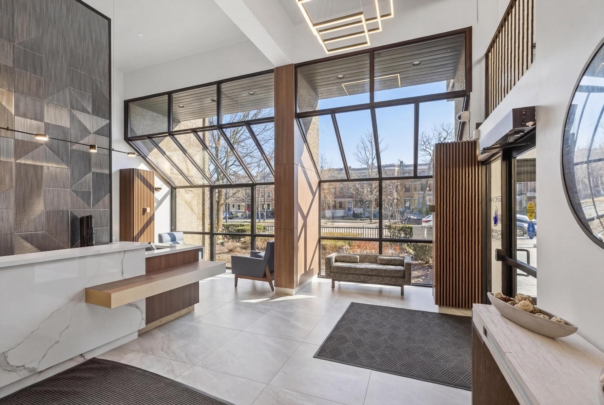 1731 Beacon St Unit 114, Brookline, MA 02445