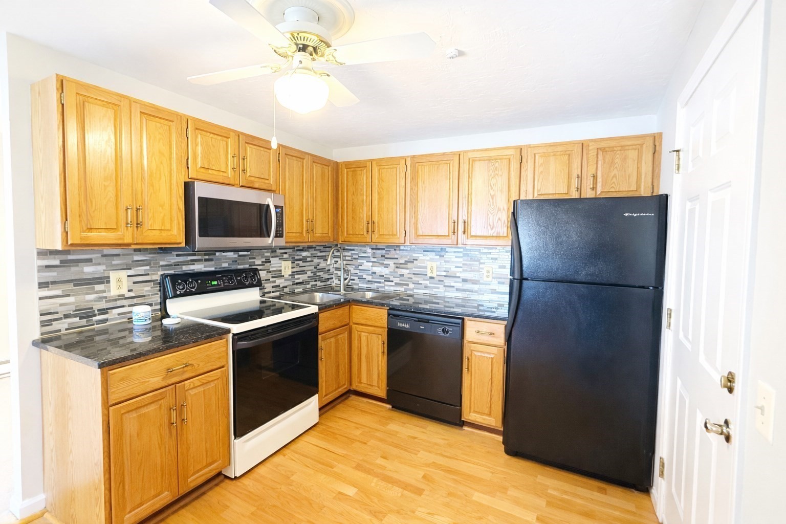 51 Alvarado Ave Unit 204, Worcester, MA 01604