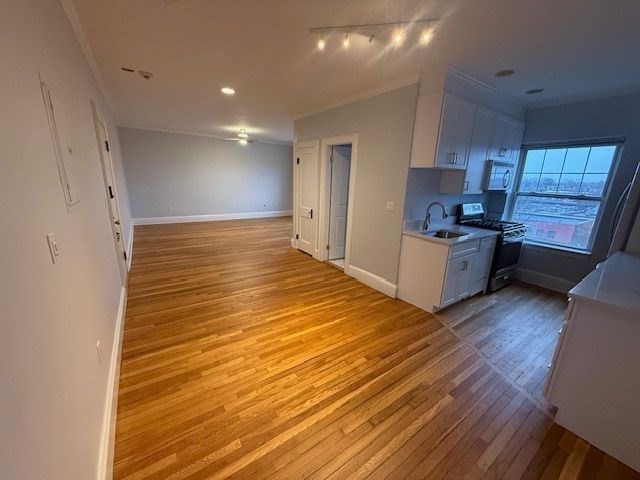 21 Bradlee Rd Unit 52, Medford, MA 02155 - Image 3