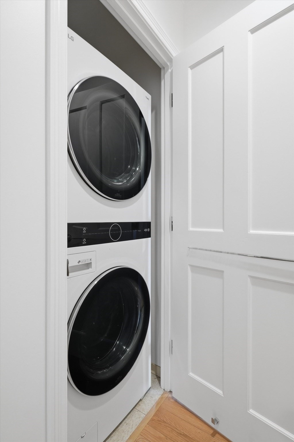 2 Saint Paul St Unit 403, Brookline, MA 02446 - Image 8