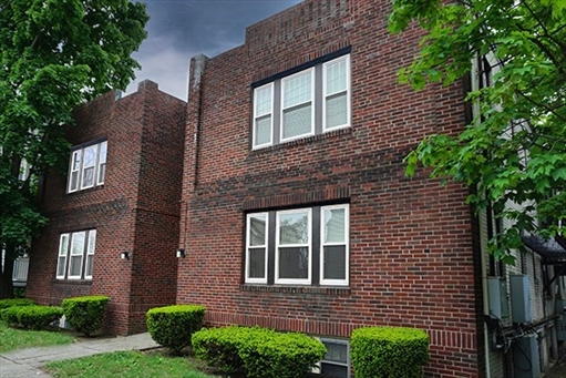 95 Adams St, Apt 08