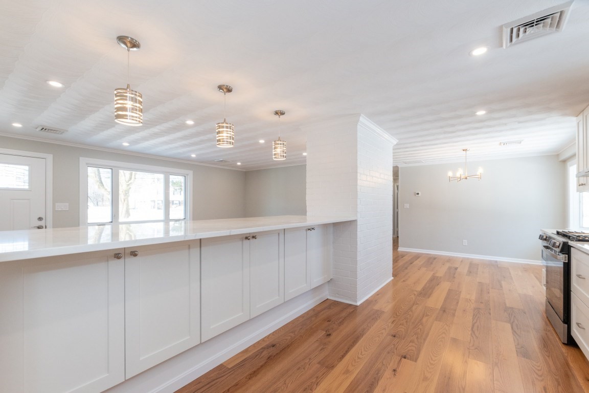 689 Old Connecticut Path, Framingham, MA 01701 - Image 16