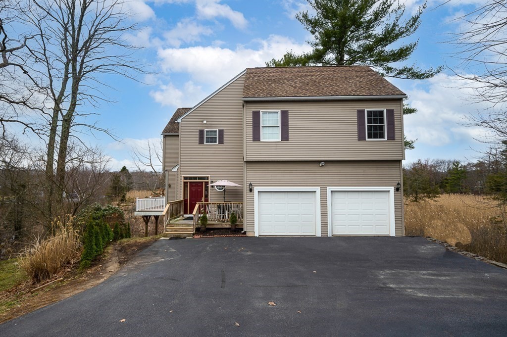 12 Cedar Dr, Webster, MA 01570