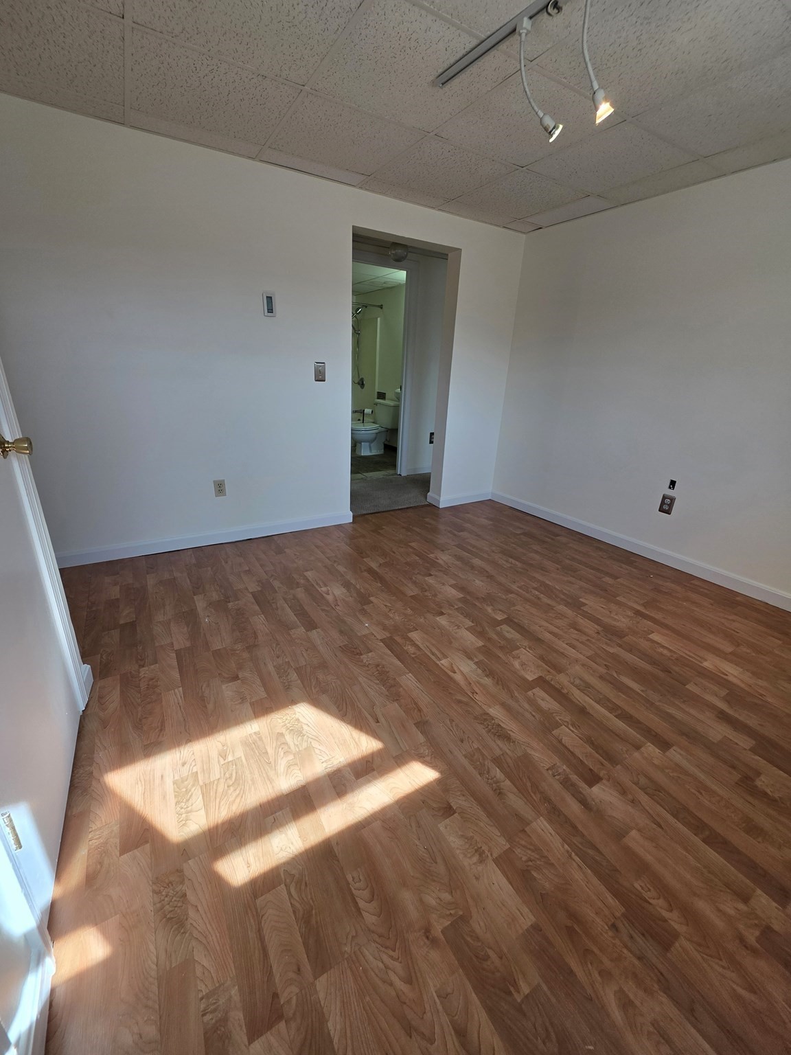 204 Bourne St Unit 204, Palmer, MA 01080 - Image 8
