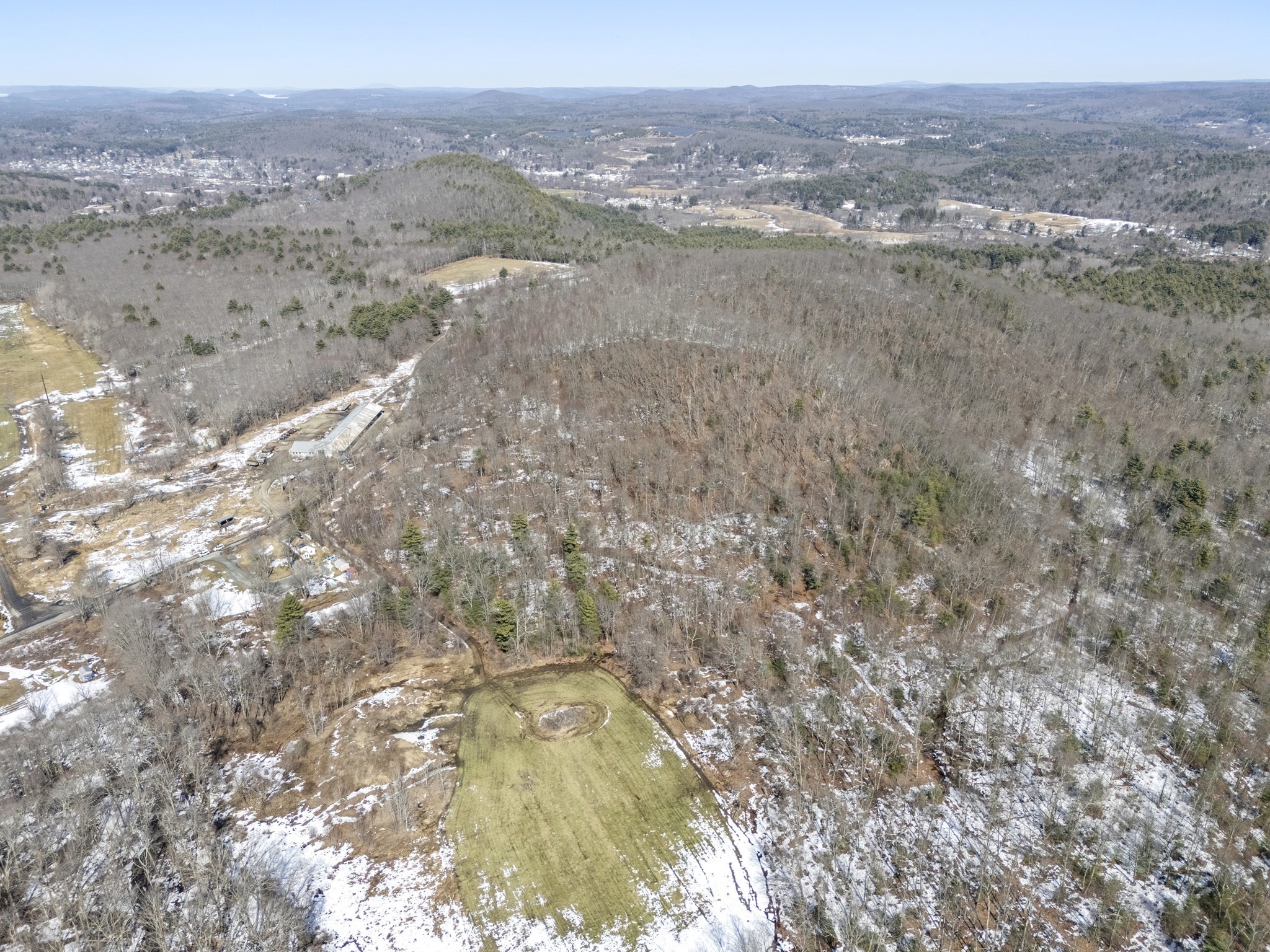 25 Macomber Rd, Monson, MA 01057