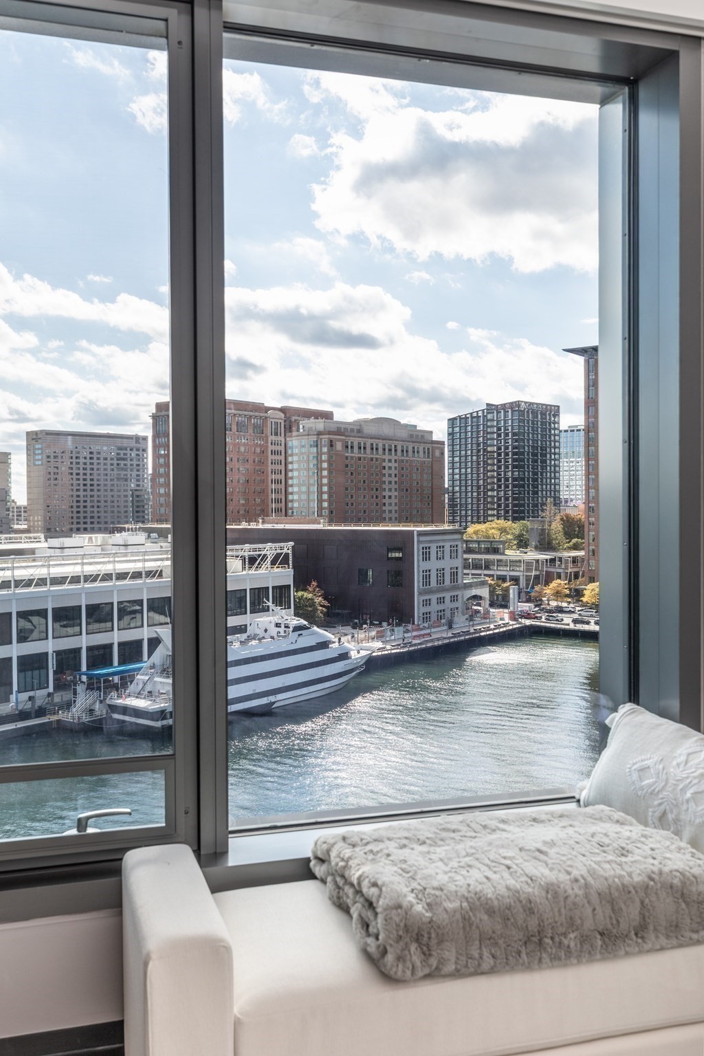 300 Pier 4 Blvd Unit PH J, Seaport, Boston, MA 02210 - Image 19