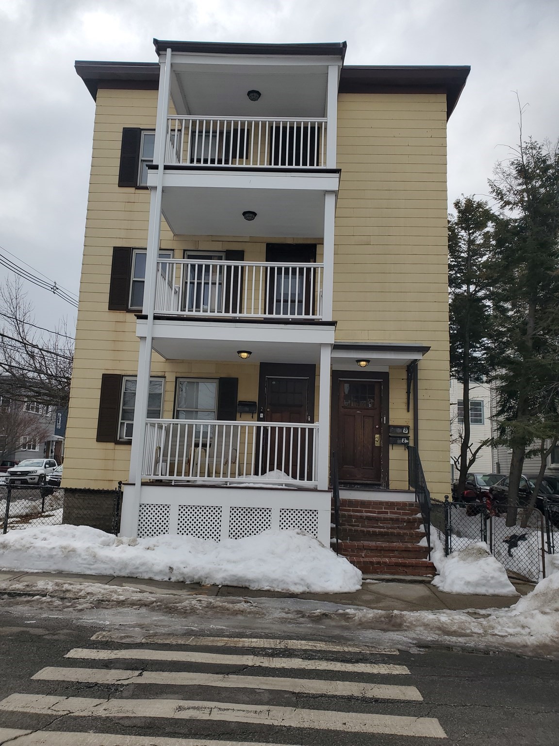 2 Derby St, Somerville, MA 02145