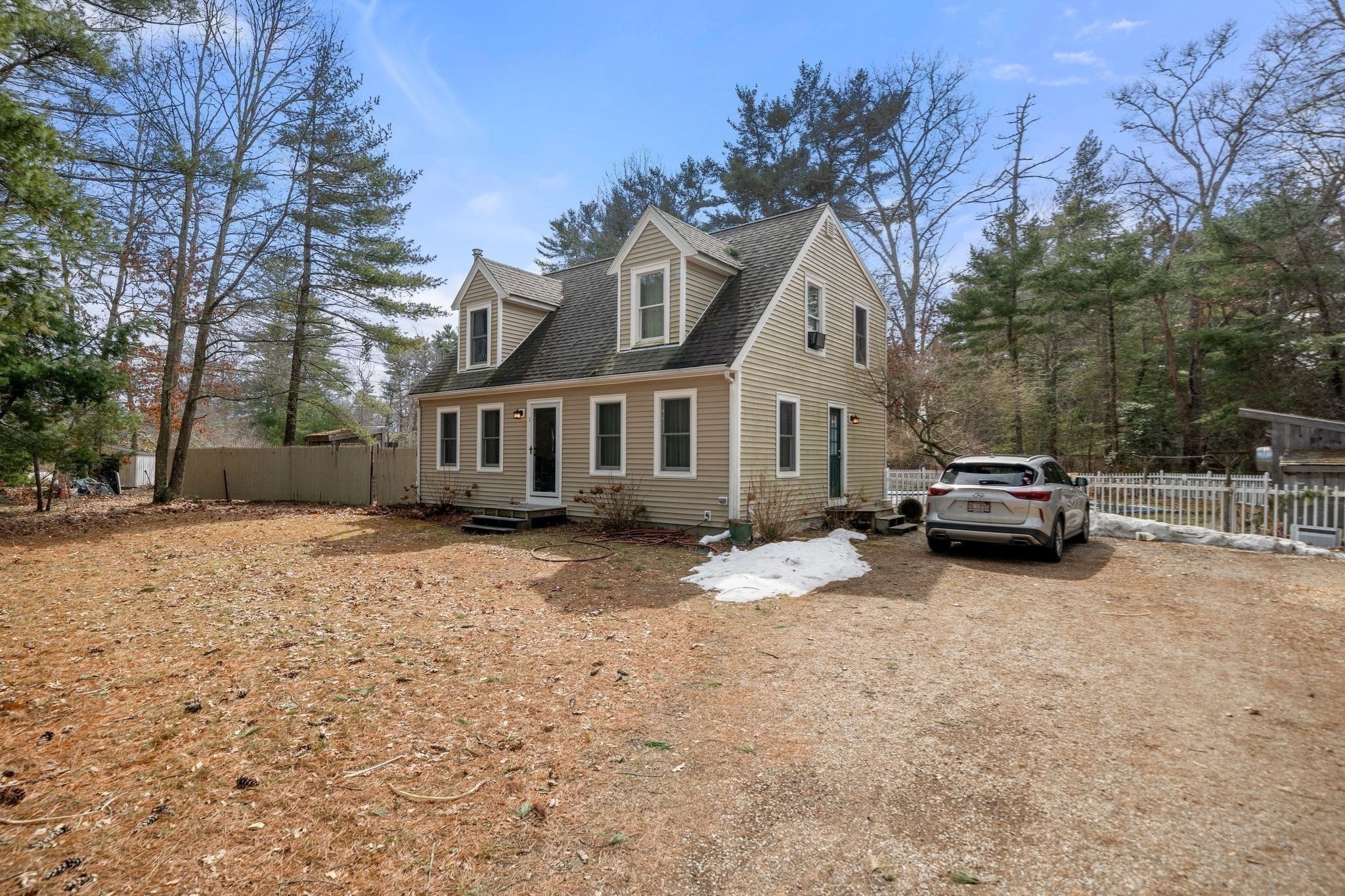 1 Jennifer Lane, Carver, MA 02330