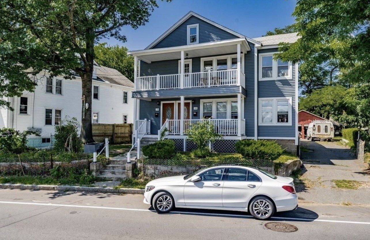 148 Stafford St, Springfield, MA 01104