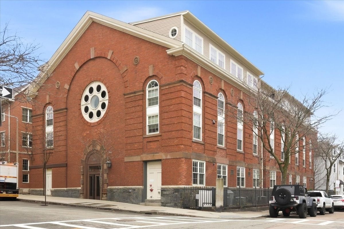 616 E 4th St Unit 304, South Boston, Boston, MA 02127