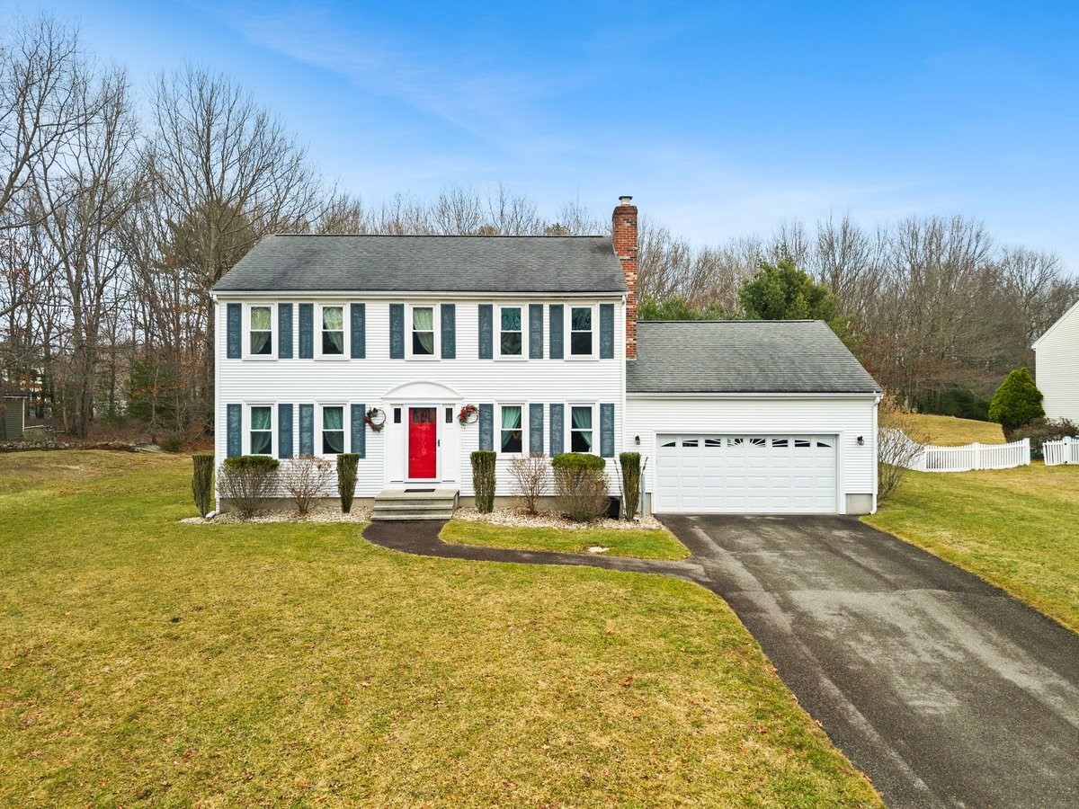 73 Elyse Rd, Mansfield, MA 02048