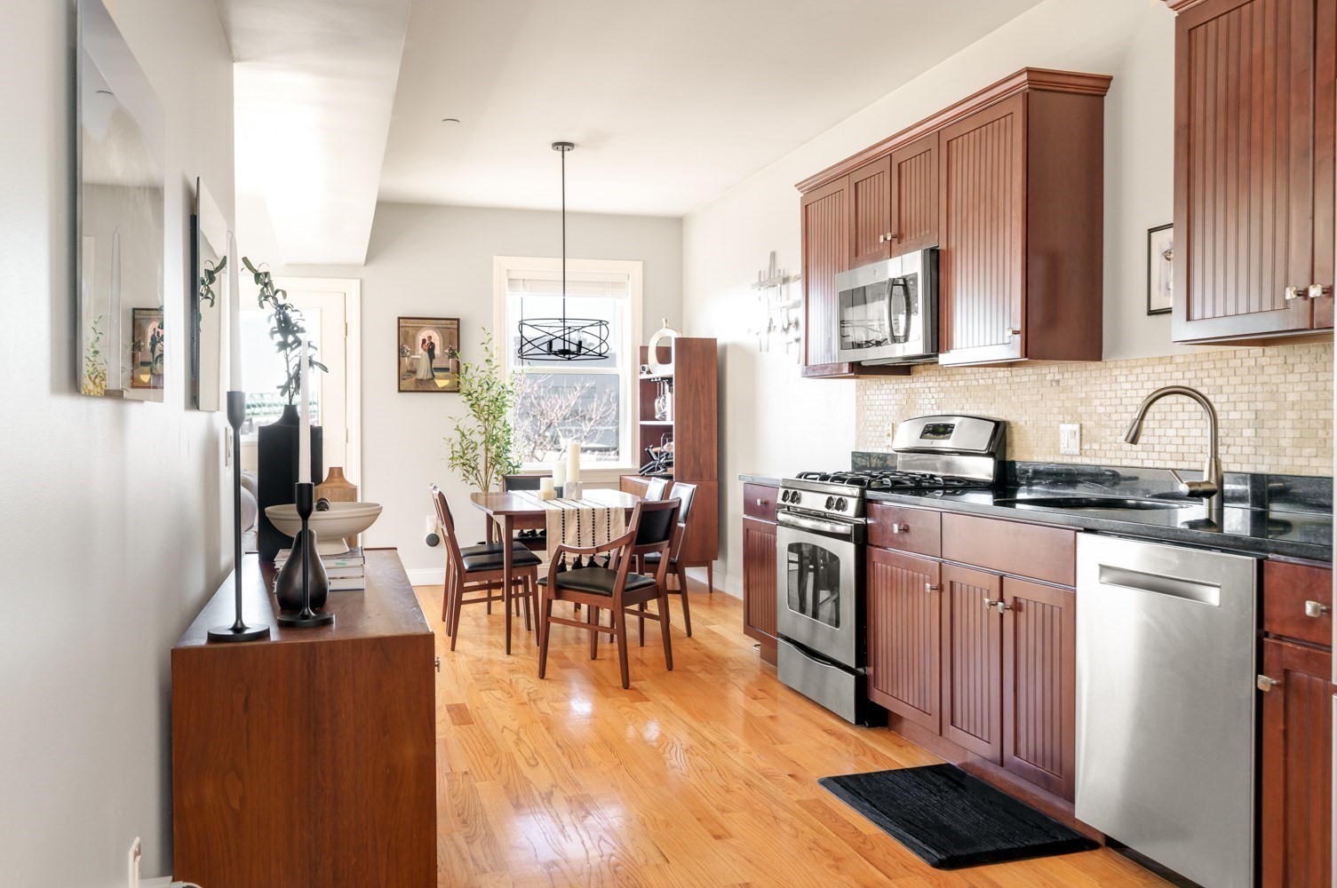 412 Meridian Unit 3, East Boston, Boston, MA 02128