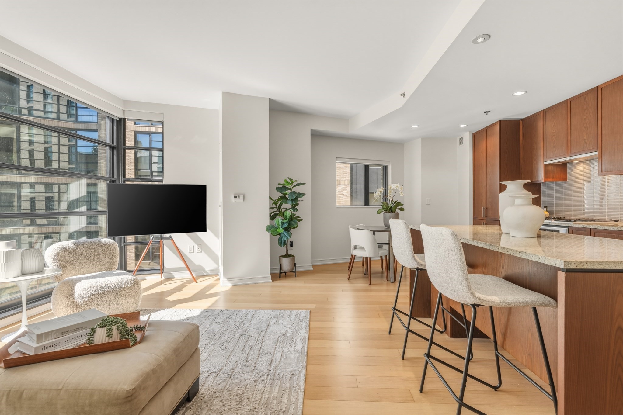 580 Washington St Unit 700, Downtown, Boston, MA 02111