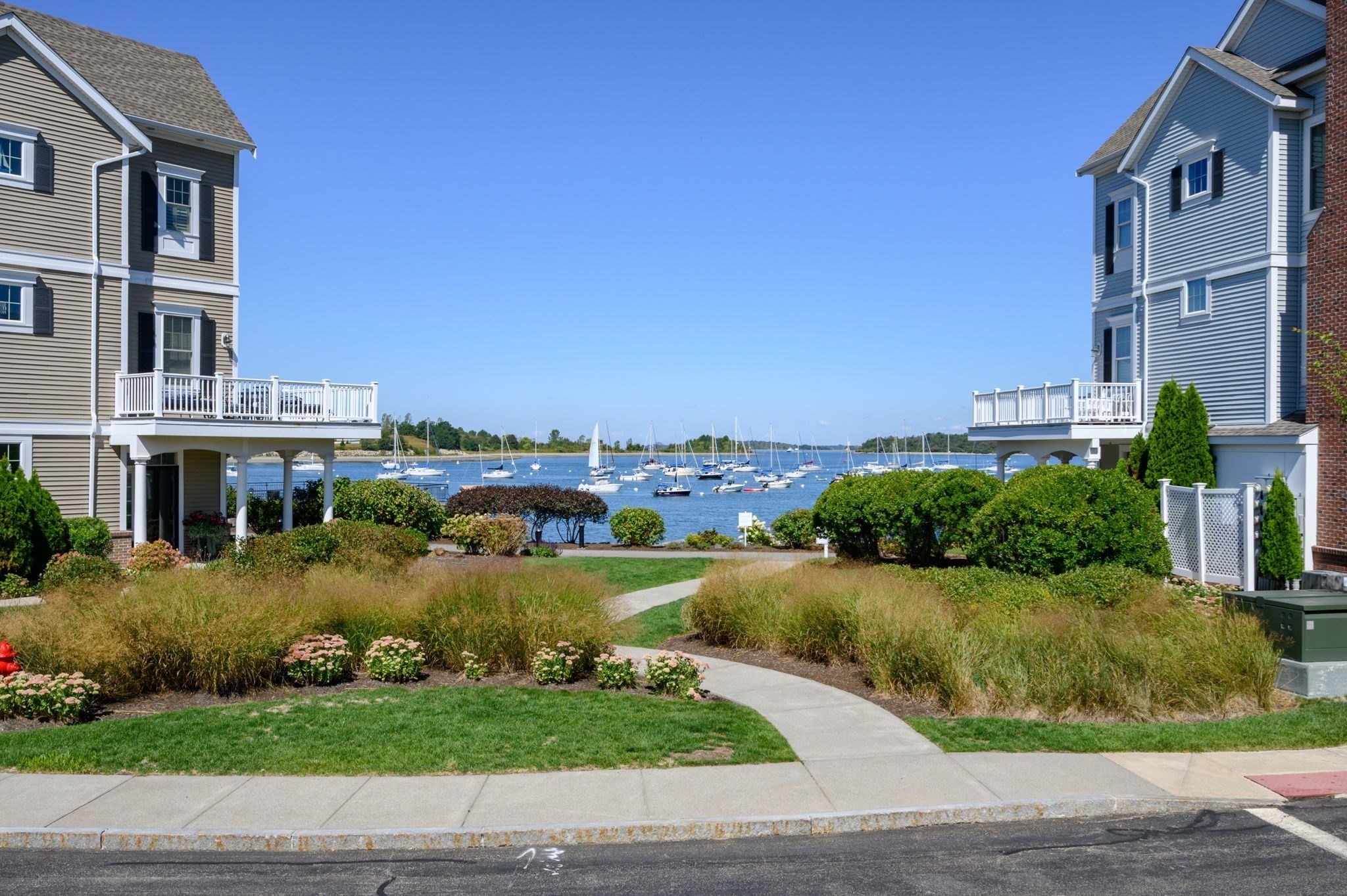 160 Uss Stayner Unit 160, Hingham, MA 02043