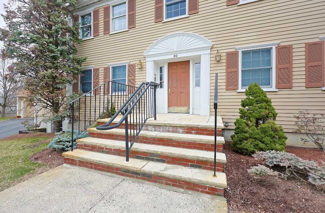 20 America Way Unit 2, Salem, MA 01970