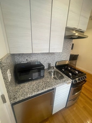 21 Fifth, Apt 17