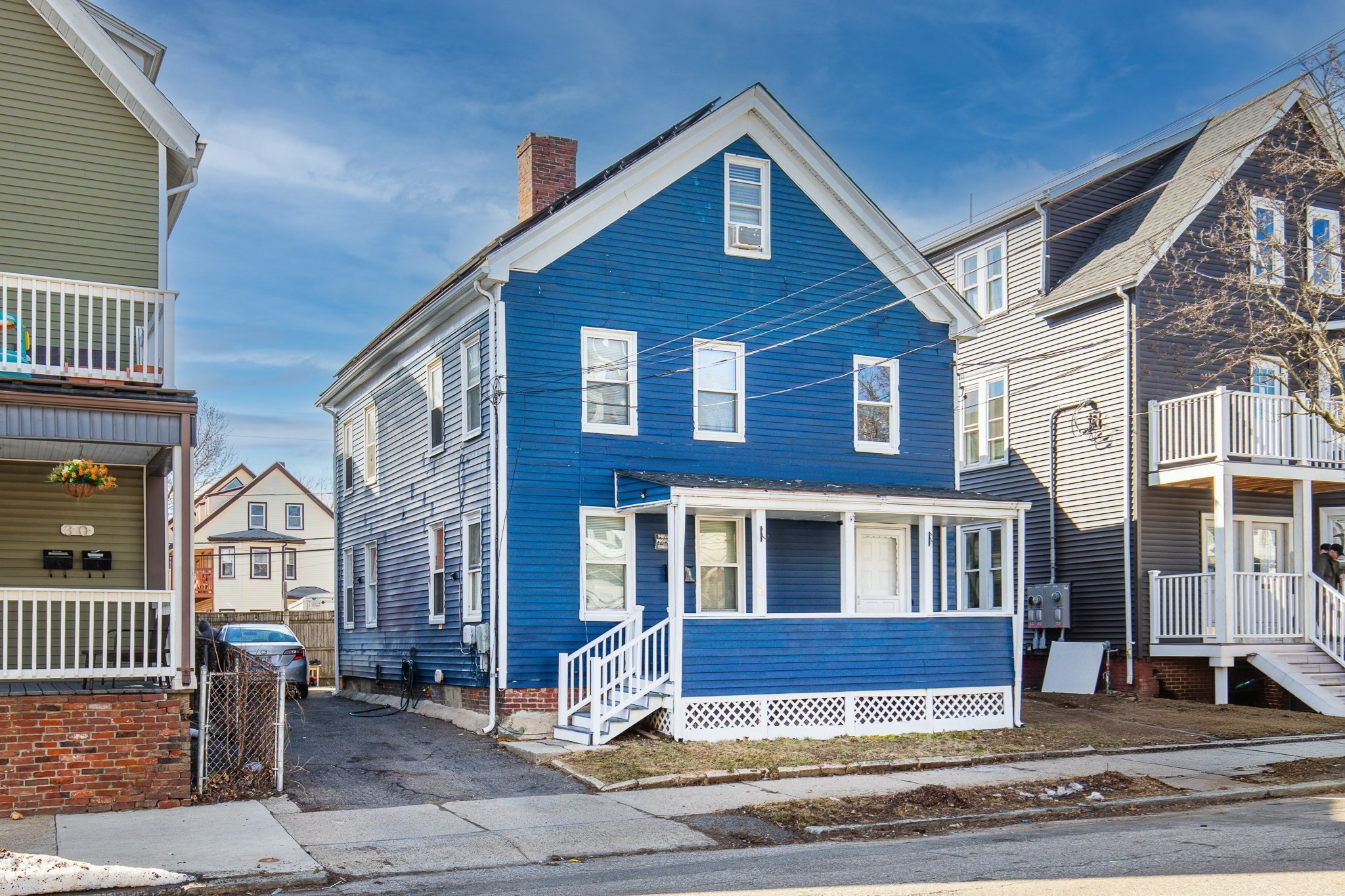 34 Grove St, Lynn, MA 01905