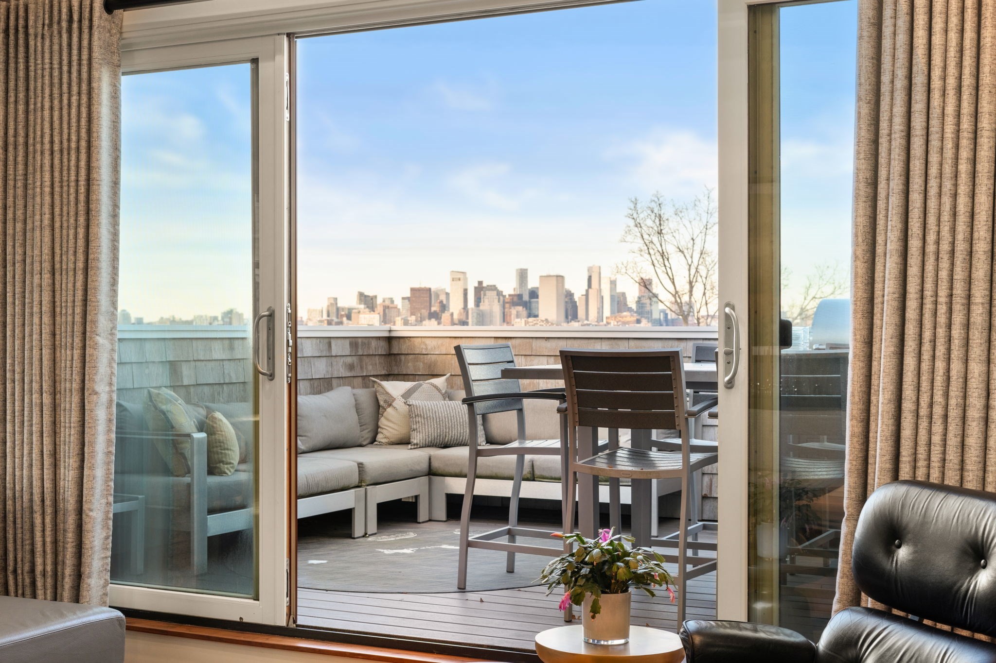 27 Salcombe St Unit 2, Dorchester, Boston, MA 02125