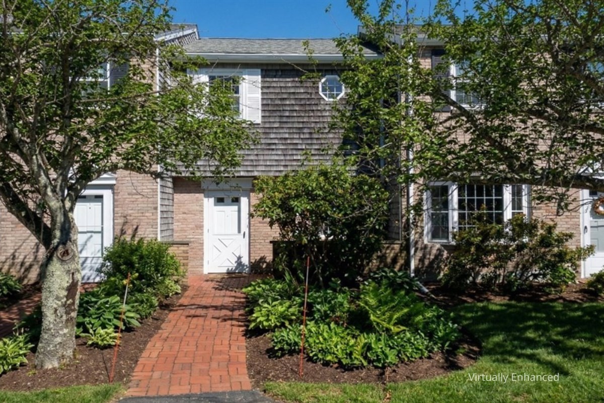 8 Captain Cook Ln Unit 8, Barnstable, MA 02632