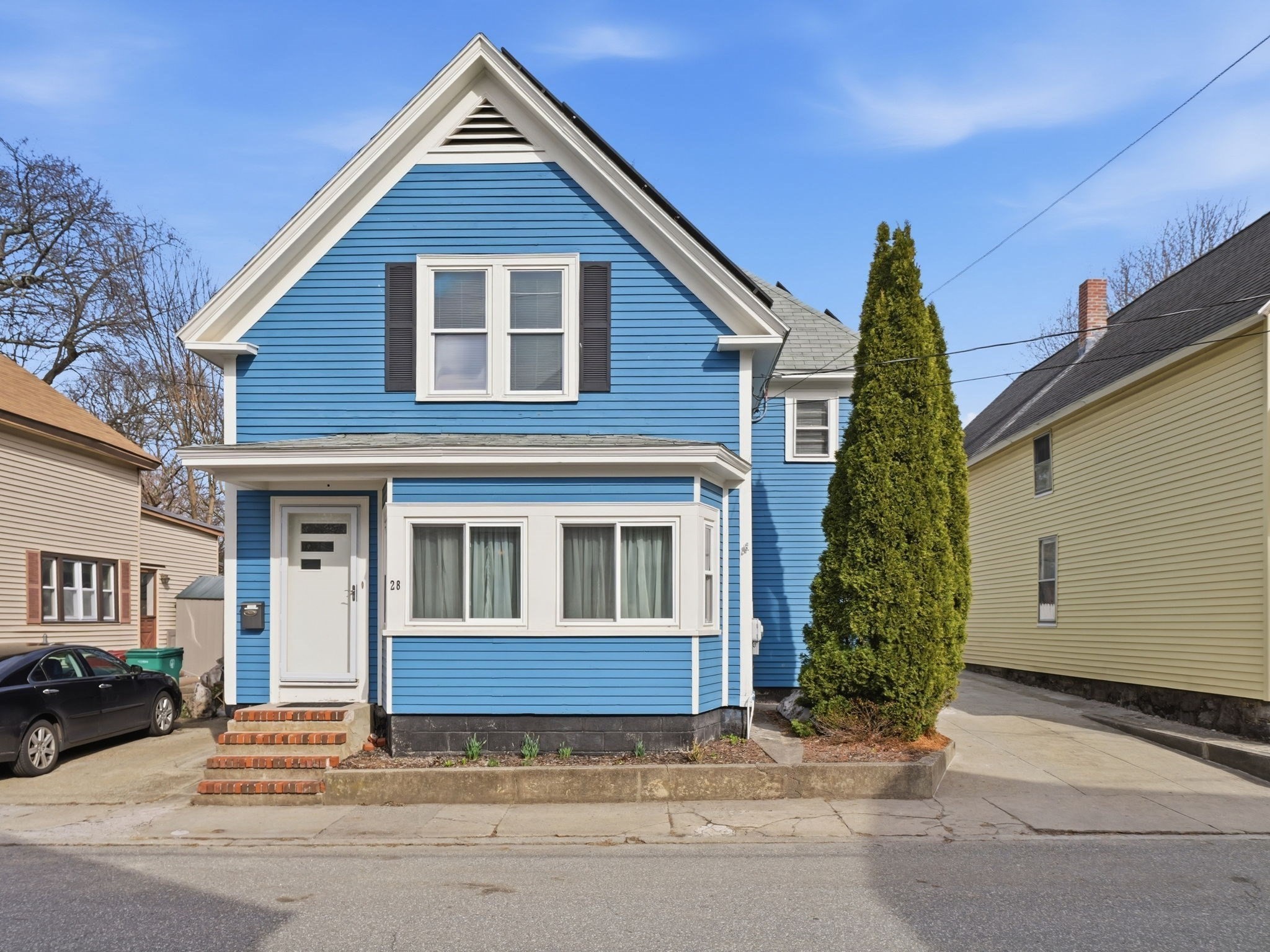 28 Court St, Lowell, MA 01852