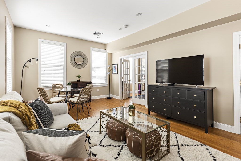 79 Bartlett St Unit 2, Charlestown, Boston, MA 02129