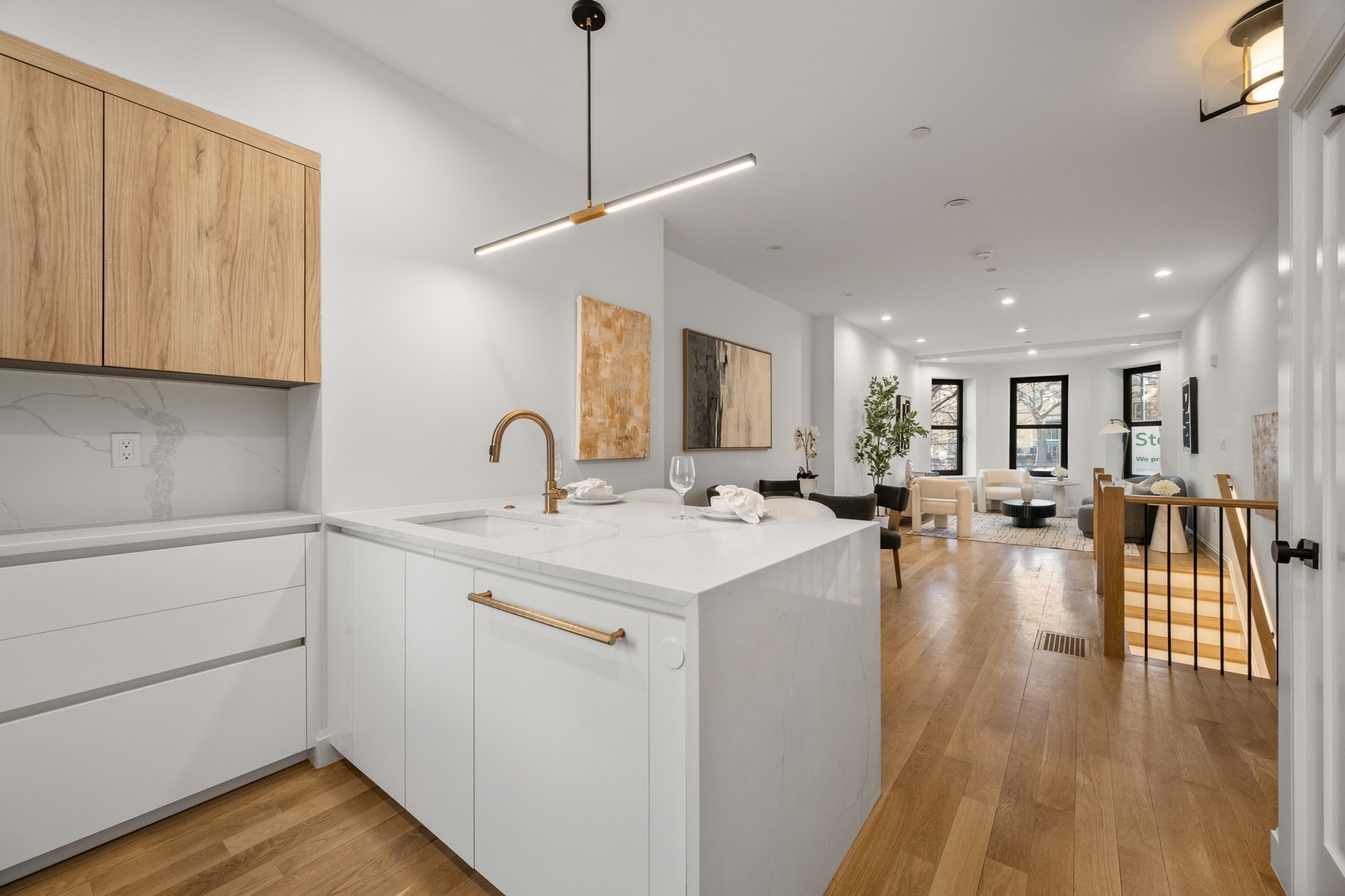 1618 Beacon Unit A, Brookline, MA 02446