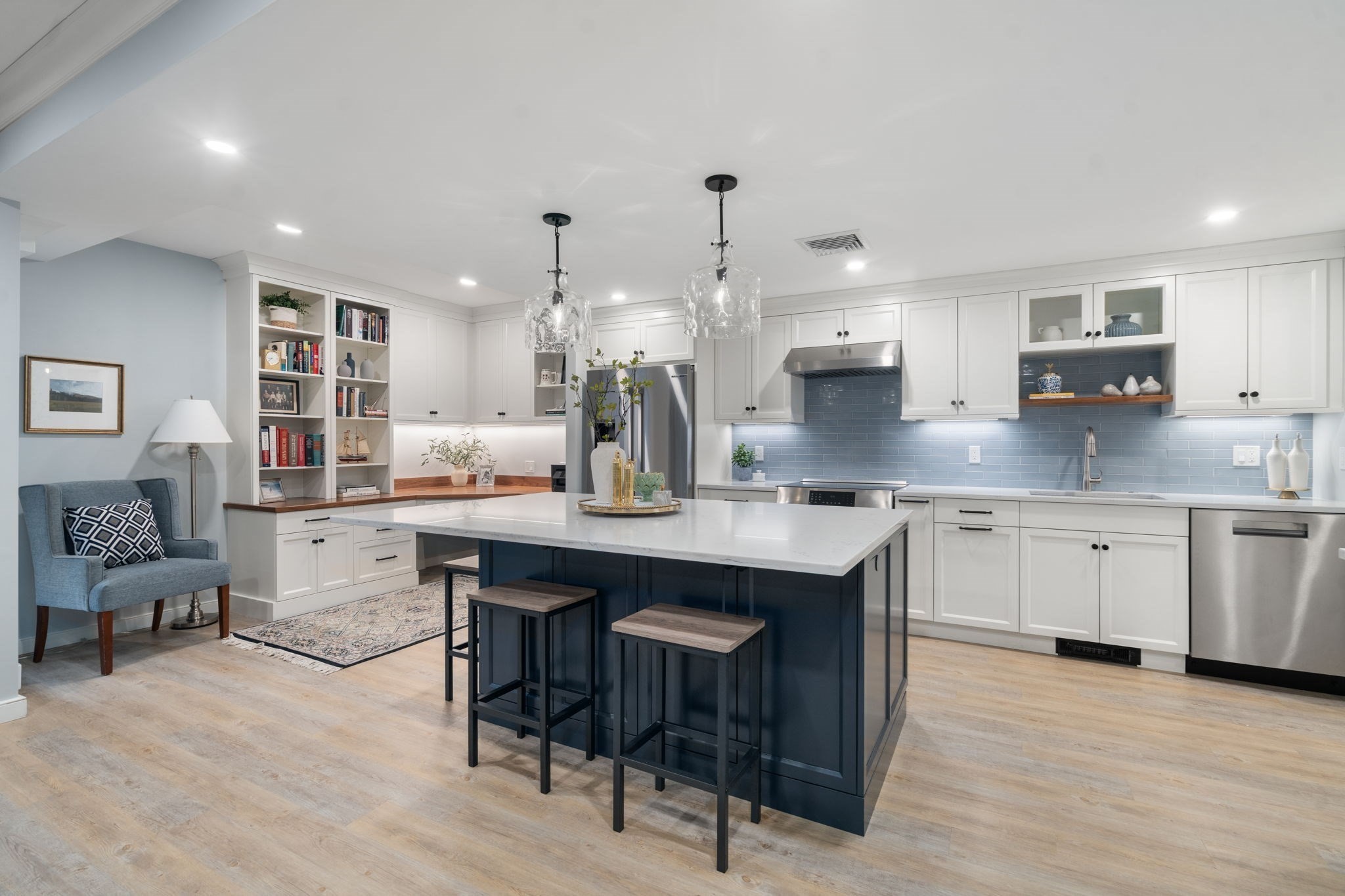 65 Grove Unit 152, Wellesley, MA 02482