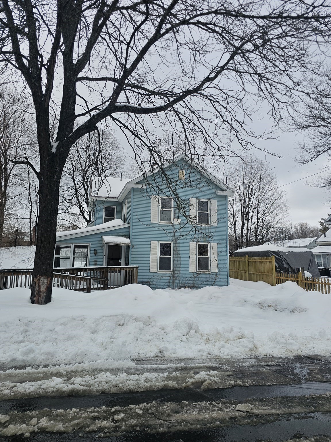 167 Daniels, Pittsfield, MA 01201