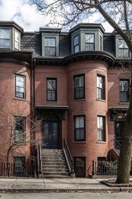 82 E Brookline St, Apt 1
