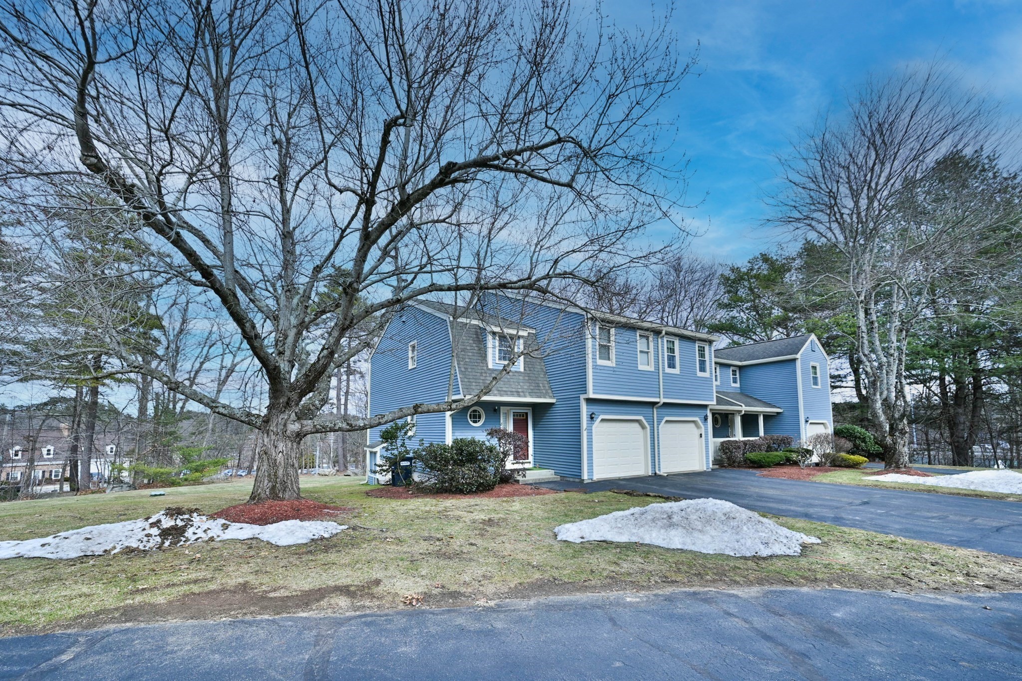 8 Village Green Unit 8, Sturbridge, MA 01566