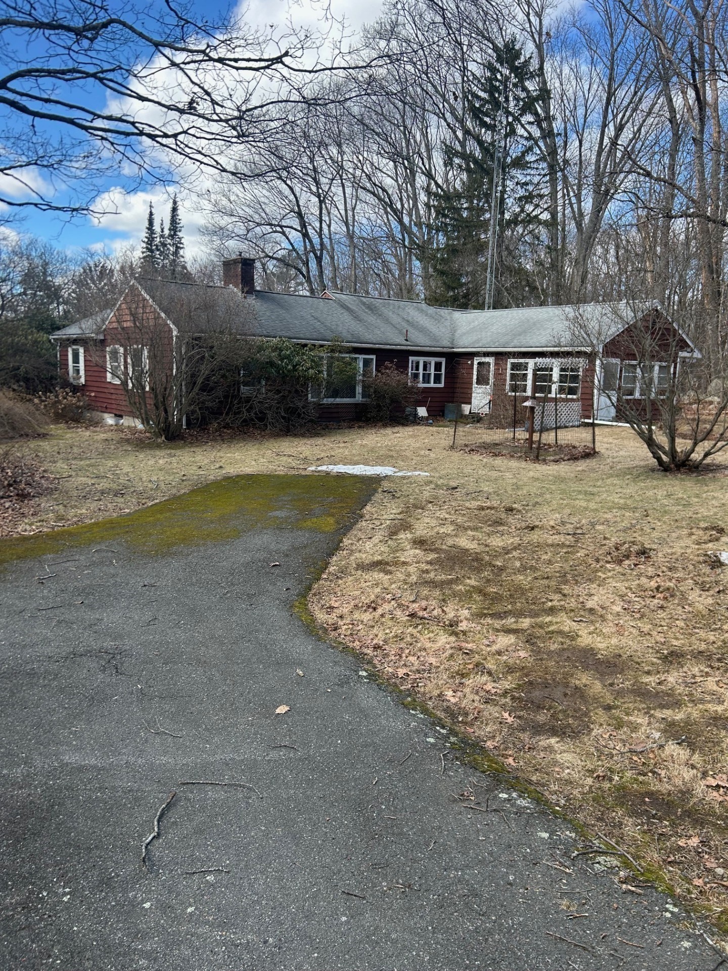 42 Fisher St, Medway, MA 02053